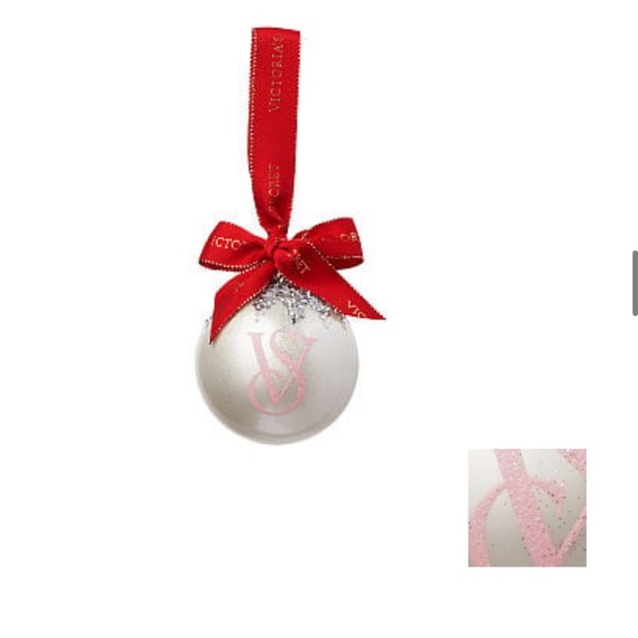 The Victoria’s Secret Ornament - Picture 4 of 4